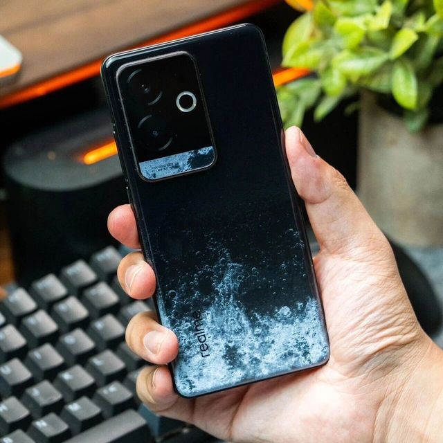 真我GT6还是一加Ace 3 Pro？骁龙8 Gen3旗舰实测对比，看完就知道怎么选