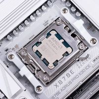 技嘉X870E X3D电竞冰雕主板，这才是AM5主板的完全体！