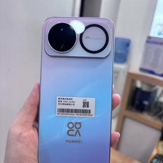 nova16系列评测：十周年大跨越！标准版标配旗舰芯+7000mAh，nova15瞬间不香了