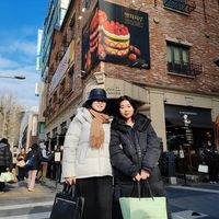 韩国唯一米其林认证的老字号面包店，年销6亿单价才10块？炸菠萝面包到底多好吃