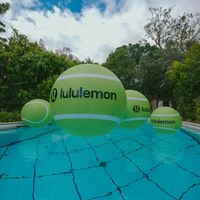 Lululemon创始人宫斗剧落幕！达成和解股价却仍跌70%，中国市场成唯一救命稻草？