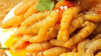 夏天续命零食被我挖到了！呷卤柠檬酸辣无骨鸡爪太上头😭