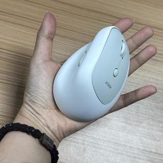 每天4小时鼠标党注意：人体工学鼠标怎么选？3款实测对比告诉你答案