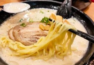 熬4小时和20小时，一碗日式拉面汤底到底差在哪？