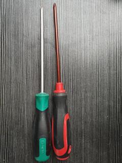 世达螺丝刀值不值？S2钢对比铬钒钢实测，扒开噱头看真实力