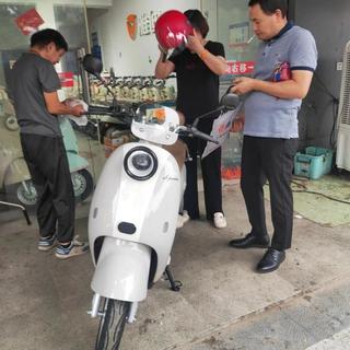 九号F2z 110 MAX卖6000值不值？对比雅迪绿源后发现了真相