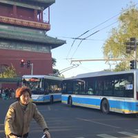 运营11年，北京最后一批青年“电鲶鱼”无轨电车即将退役，快速公交3线迎来电动新时代