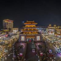 人均20元吃到撑!开封这所大学西门外的夜市,学生党深夜食堂封神了