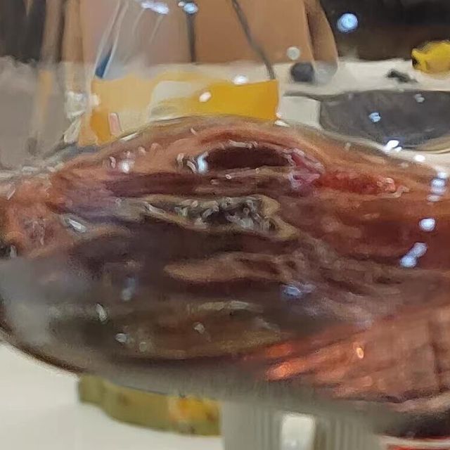 喝了这么多年酒，踩过的红酒坑能绕地球一圈