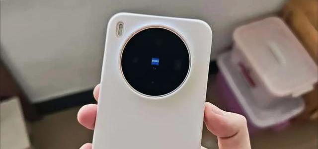 vivo X300系列真实口碑：发热、屏幕、影像翻车？看完再买