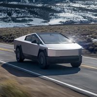 全尺寸皮卡安全王！特斯拉Cybertruck IIHS评测六项全优刷新纪录