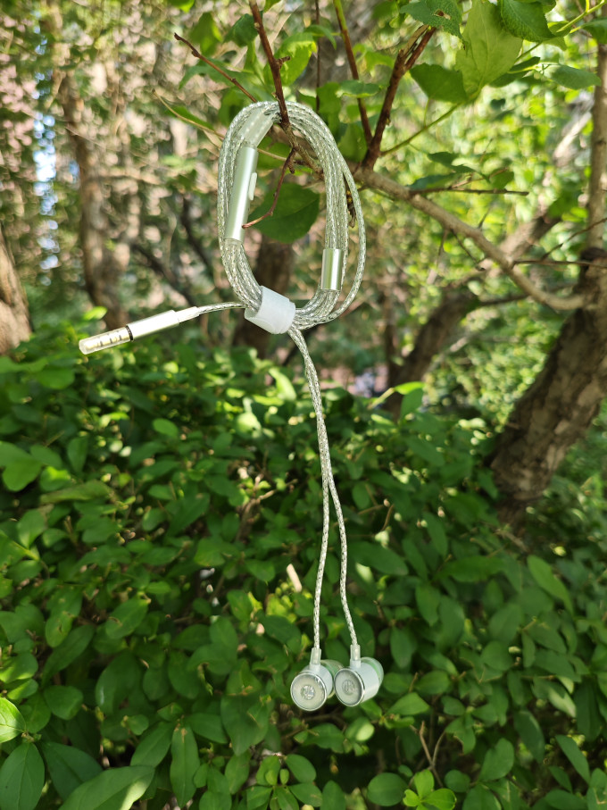 竹林鸟耳塞式耳机