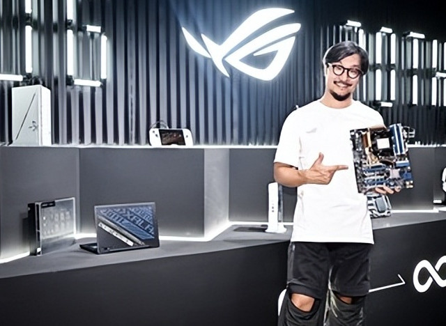 ROG 二十周年信仰殿堂盛大启幕，多款里程碑旗舰主板集中亮相