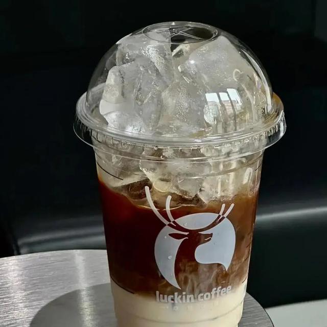 减脂期咖啡怎么选？瑞幸4款低卡饮品详解，附全冰去水进阶喝法