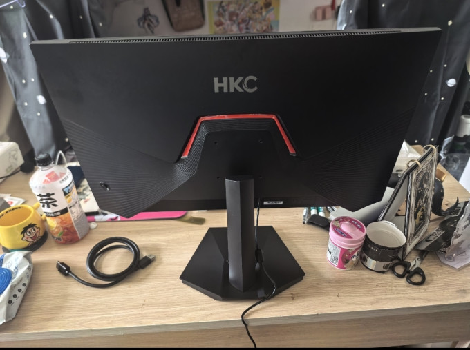 惠科显示器