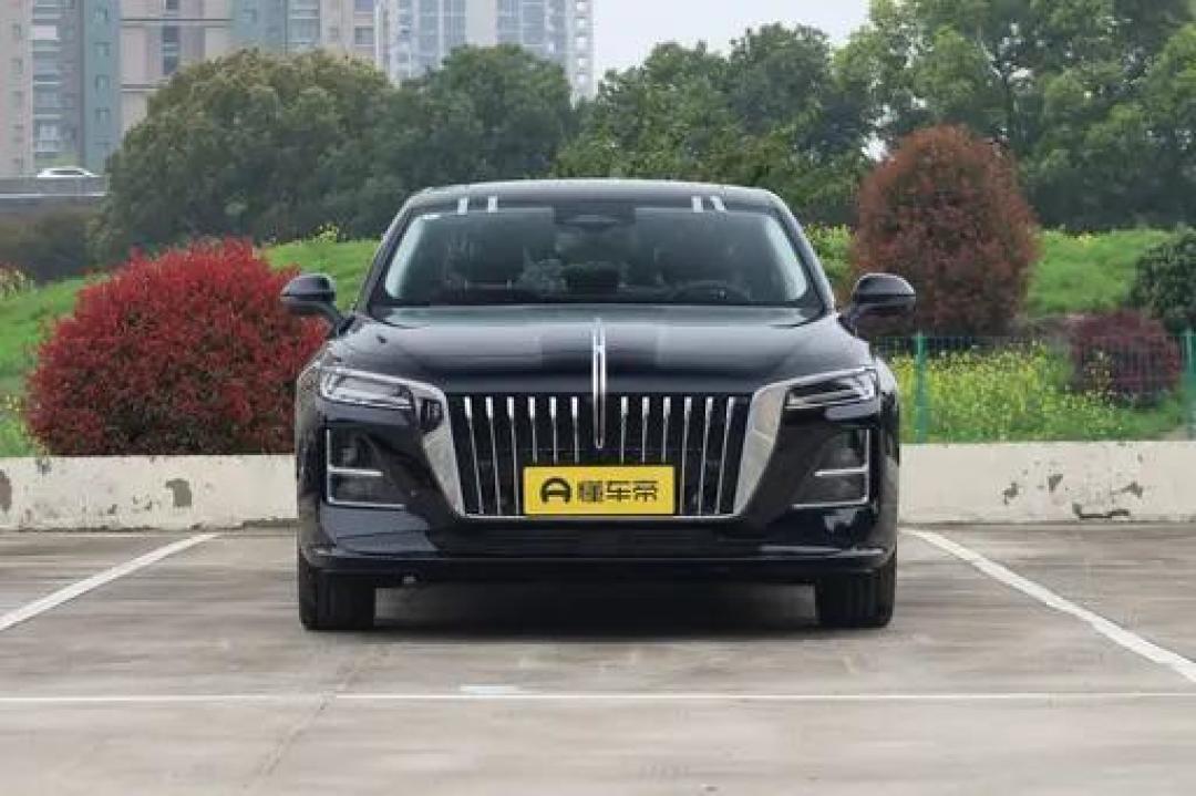 15万买顶配!试驾2026款红旗H5,这次升级堪比换代