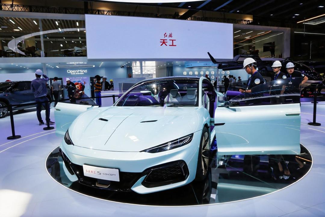 2026技术大年:红旗凭三大平台与自研芯片,从跟跑全面转向领跑