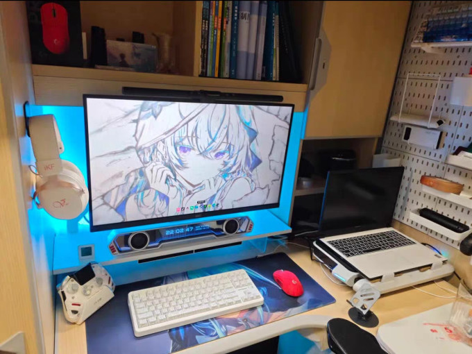 惠科显示器
