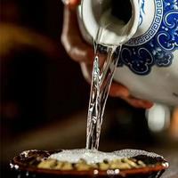 50元口粮酒王位之争:汾酒玻汾vs西凤老绿瓶,谁更值得入手?