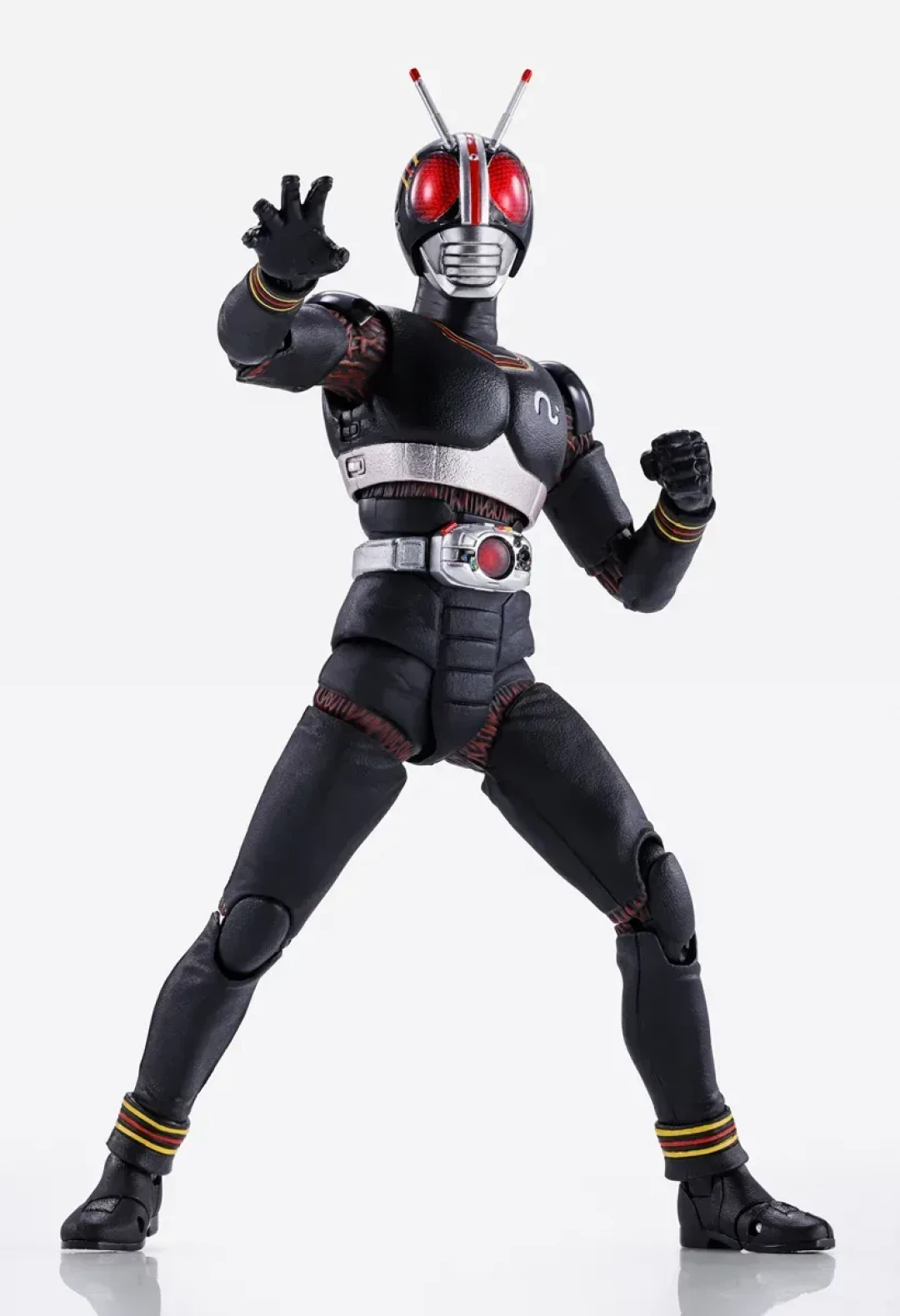 发光又割一波?万代 S.H.Figuarts 真骨雕制法 假面骑士 BLACK&影月