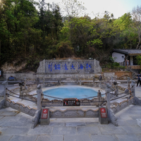 温泉私汤民宿乱象：隐私偷拍、虚假宣传何时休？行业新规来了