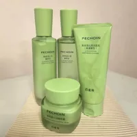 油皮选保湿套装该看什么？四款适配单品客观盘点