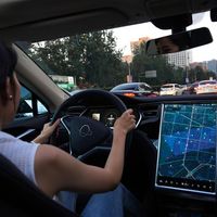 华为ADS 2.0实测：不挑路是噱头还是真本事？2247公里川藏线+城区早晚高峰全考验