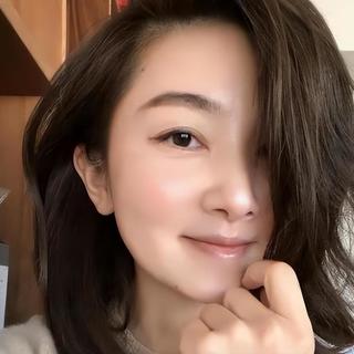 五分钟出门却越画越糟？极简妆容的四个致命细节