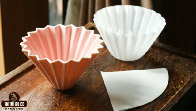 V60冲酸甜，蛋糕杯冲甜感？手冲滤杯这样选才不踩雷