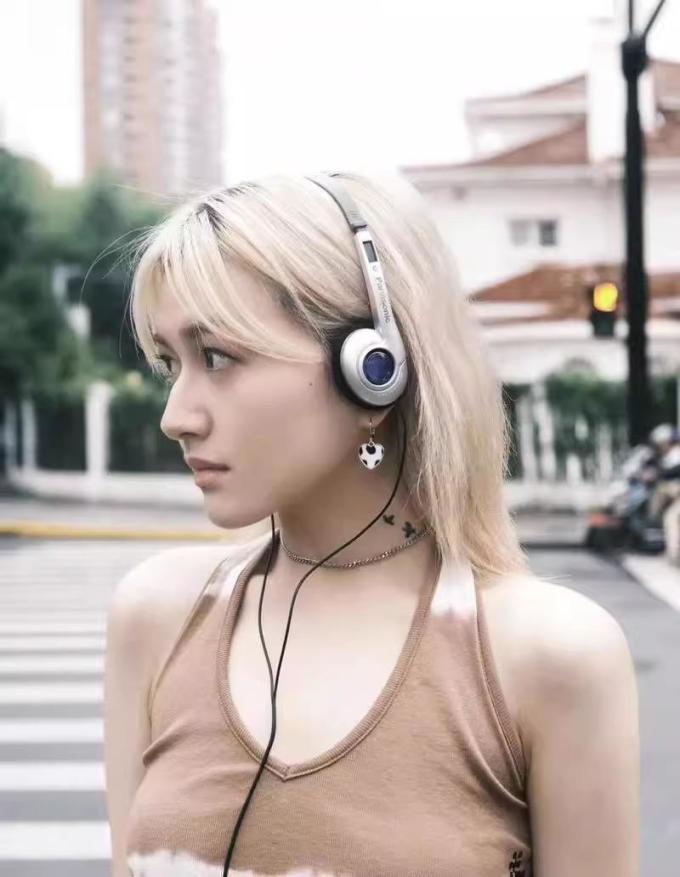 苹果蓝牙耳机