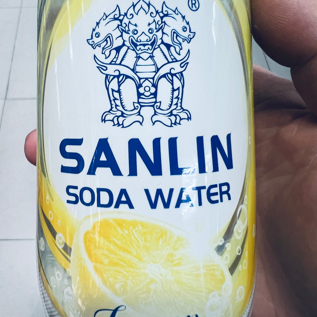 夏季降温饮品硬核选购，三麟柠檬苏打水，解暑无负担