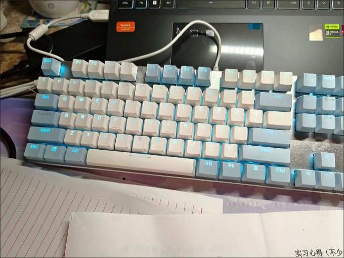 美商海盗船键盘