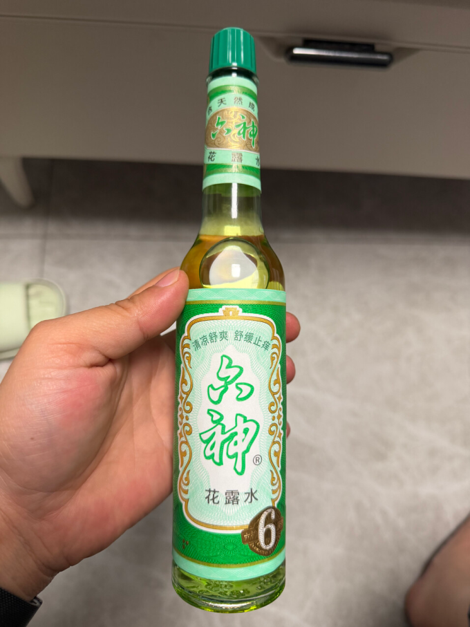 六神驱蚊花露水