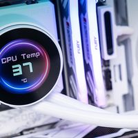 纯白简约派，微星 MPG CORELIQUID P22 W 360 水冷评测