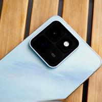 2026年游戏续航双巅峰，iQOO 15还是红米K90 Pro Max？等等党坐不住了