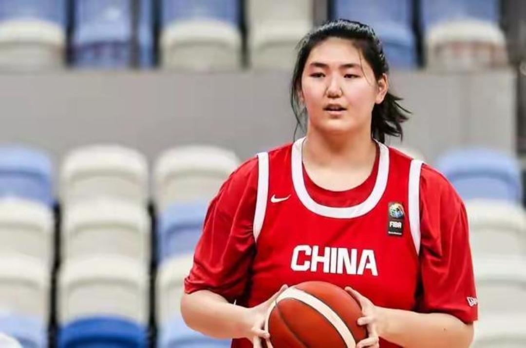 中国女篮两战澳洲强敌，新双塔组合将迎最强“压力测试”