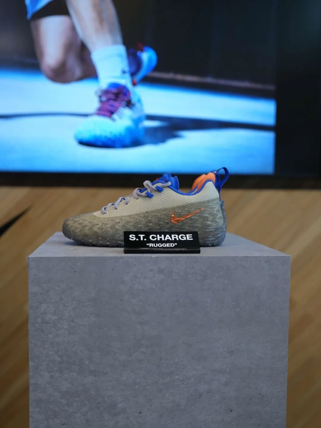 资讯 | NIKE发力了？耐高期间多款新品NIKE球鞋来袭！