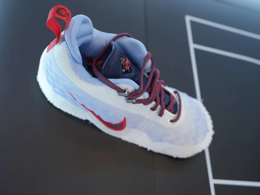 资讯 | NIKE发力了？耐高期间多款新品NIKE球鞋来袭！