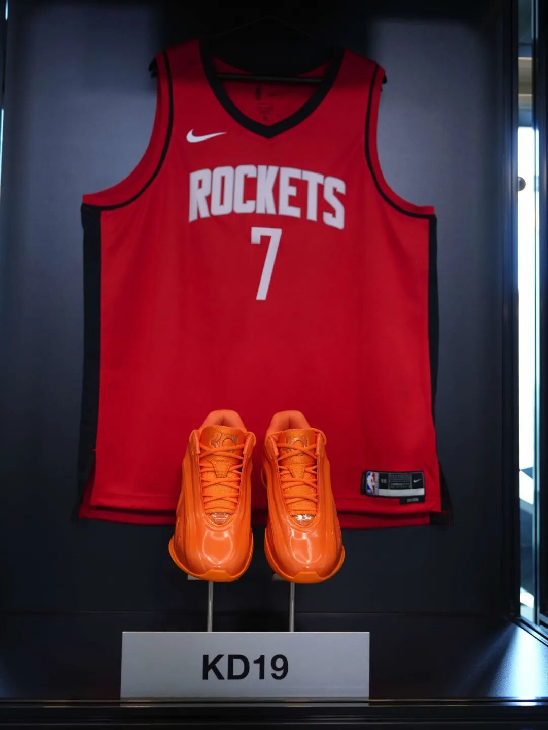 资讯 | NIKE发力了？耐高期间多款新品NIKE球鞋来袭！
