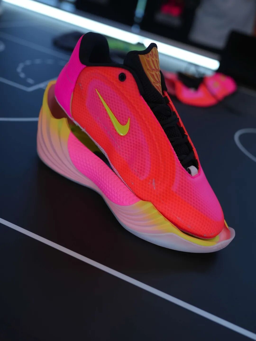 资讯 | NIKE发力了？耐高期间多款新品NIKE球鞋来袭！
