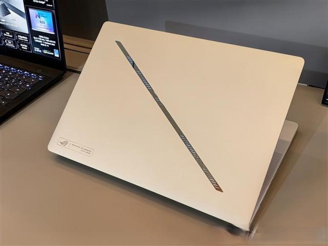 1.5万预算：买涨价的MacBook Air，还是性能更香的ROG幻14 Air？