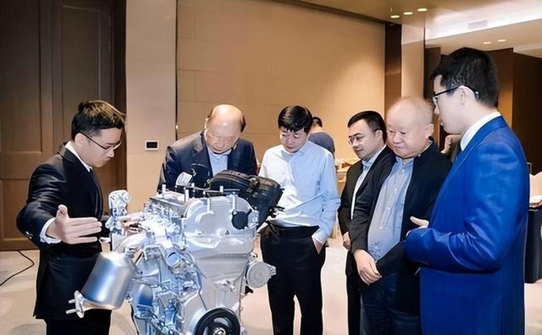 红旗技术揭秘:硬件已比肩国际,软件正追赶?