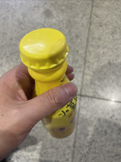 大热天的，喝款青柠红茶，小茗同学来报到。