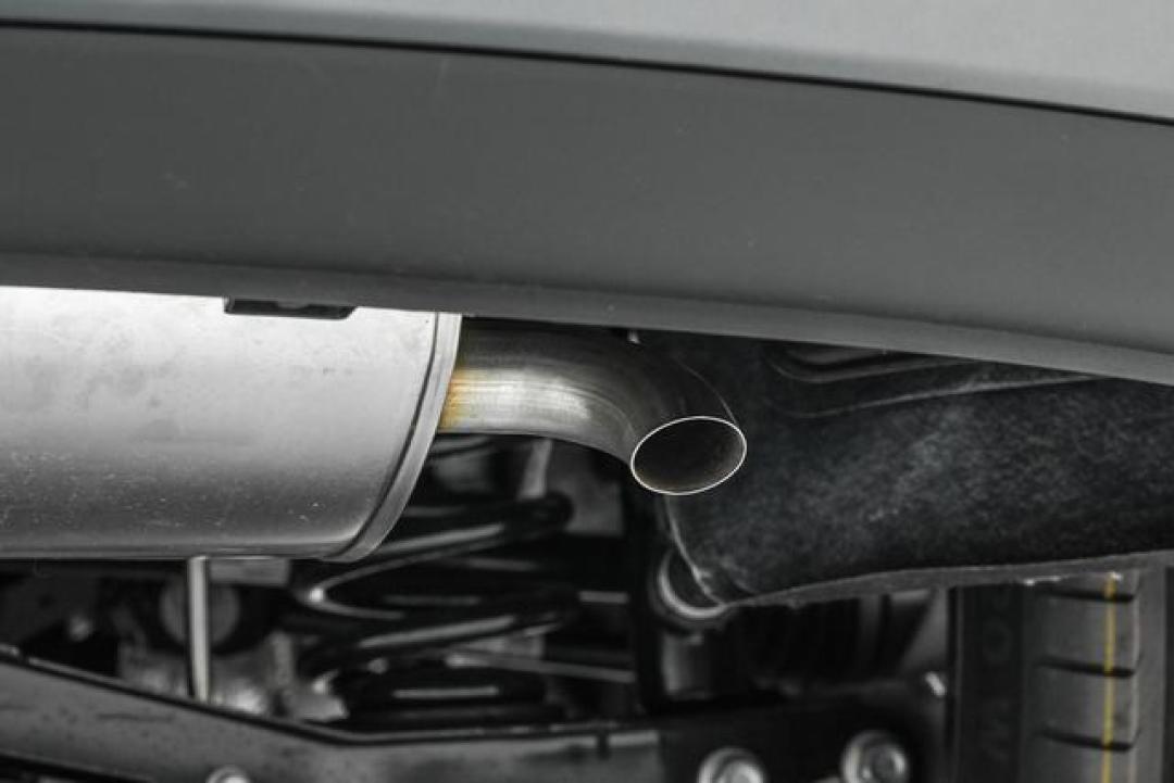双吉尼斯纪录加持，这台超长续航大五座SUV让家用无焦虑，红旗HS6 PHEV