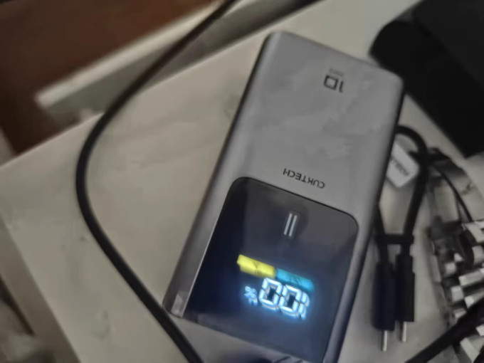 酷态科移动电源