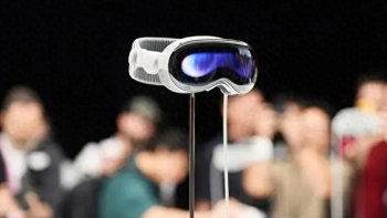 3万块的Vision Pro是不是白买了？苹果已经悄悄转向智能眼镜