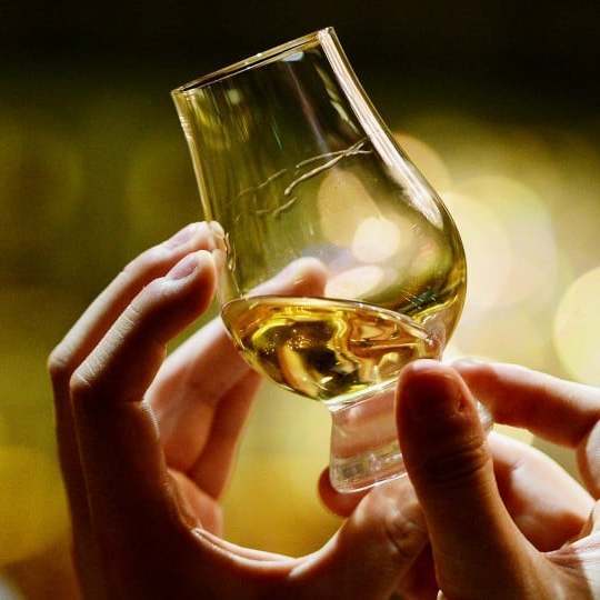 威士忌送礼｜SMWS 5.107 老旧古玩店，太有格调了