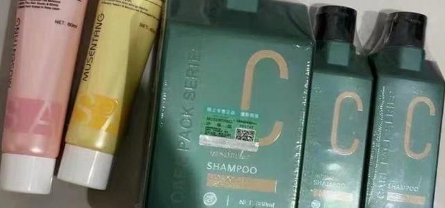 狗狗皮肤总翻车？别再一瓶用到底，分阶洗护才是根治思路