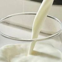 百菲酪水牛奶“百分百中奖”实为骗局?多地投诉无奖可兑,律师:可主张三倍赔偿
