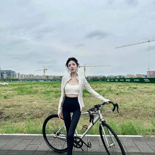 骑了5年才悟出：这样骑车膝盖不废、省力不累、通勤还能多睡会儿